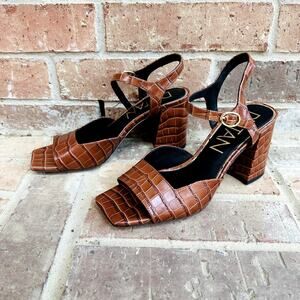Deltan Brown Block Heel Open Toe Sandals Size 7.5